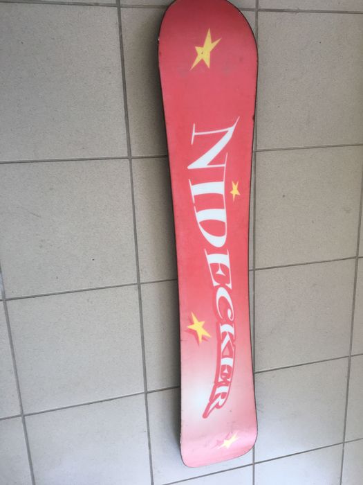 Ски,щеки,сноубордове и автомати