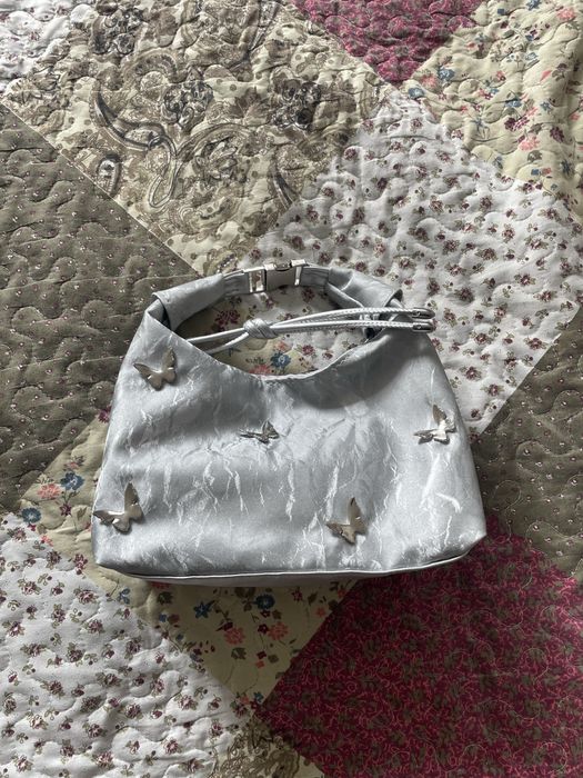 Сумочка вечерняя,в идеальном состояний