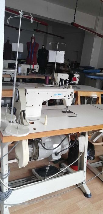 vand masini de cusut industriale