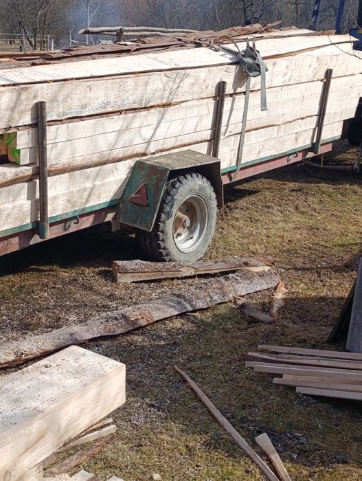 Vând remorca lama cauciucuri dau și la schimb cu mașină teren