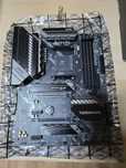 MSI MAG B550 Tomahawk +  RYZEN 9 5900X 12-Core (4.8 GHz Turbo) AM4