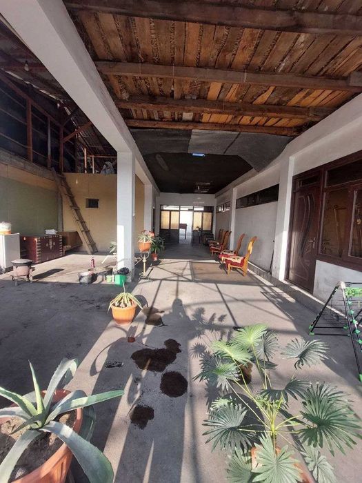 Сурхтепада ховли жой сотилади