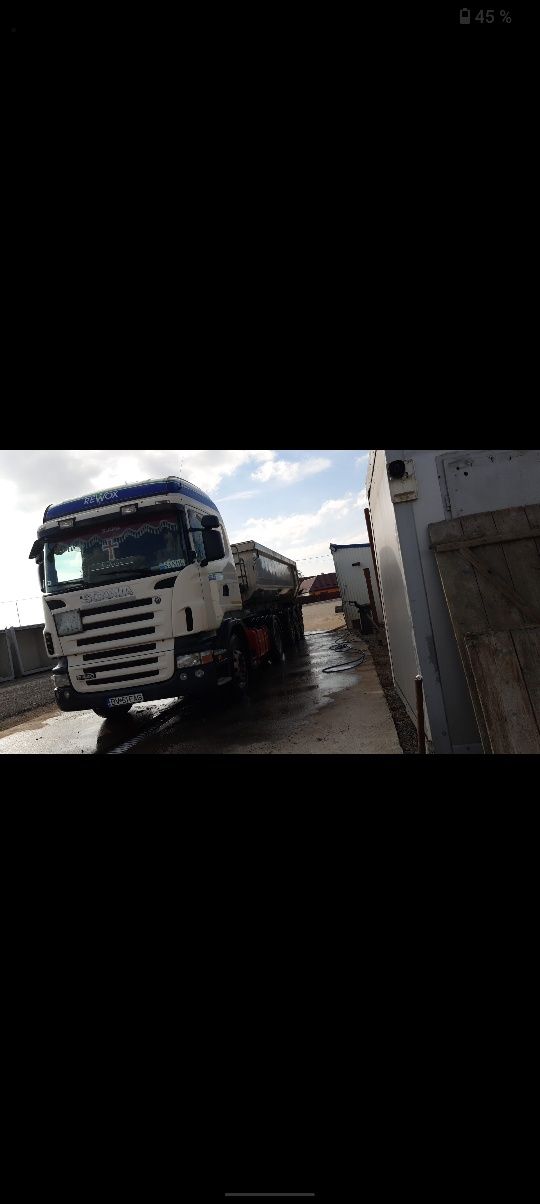 Scania 440 și semiremorca basculabila de piatra