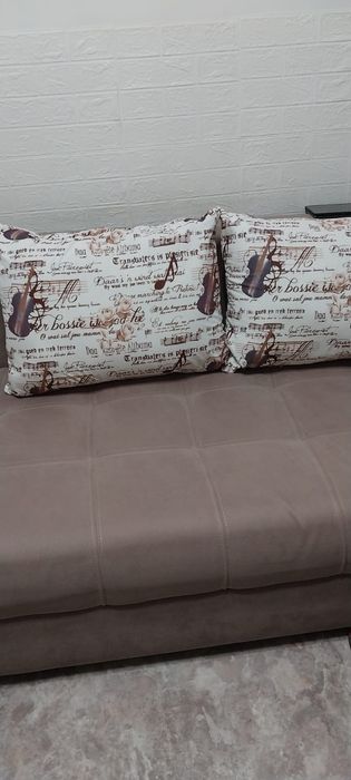 Продам диван в отличном состоянии