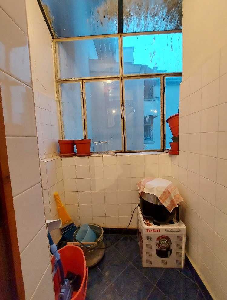 Дава се под наем Тристаен апартамент в Бургас, Възраждане - 88 кв.м за 229.5 € - Снимка #1