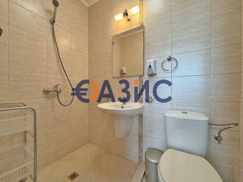 Продава се Тристаен апартамент в к.к. Слънчев бряг - 79 кв.м за 1266 €/кв.м - Снимка #11