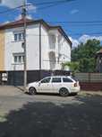 Casă de vânzare ,semicentral