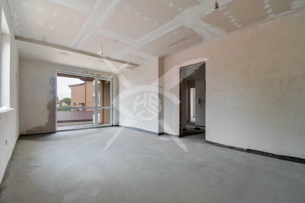 Тристаен апартамент в кв. Враждебна № 39005