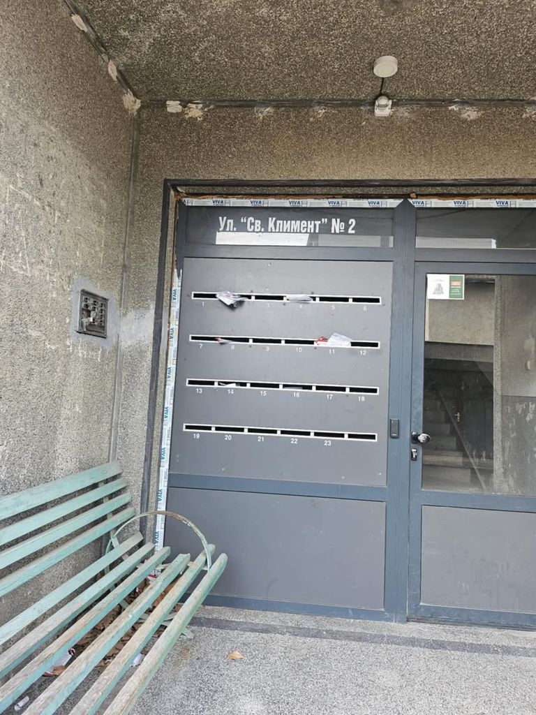 Продава се Двустаен апартамент в Разград, Абритус - 77 кв.м за 1325 €/кв.м - Снимка #2