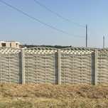 Placi de gard beton