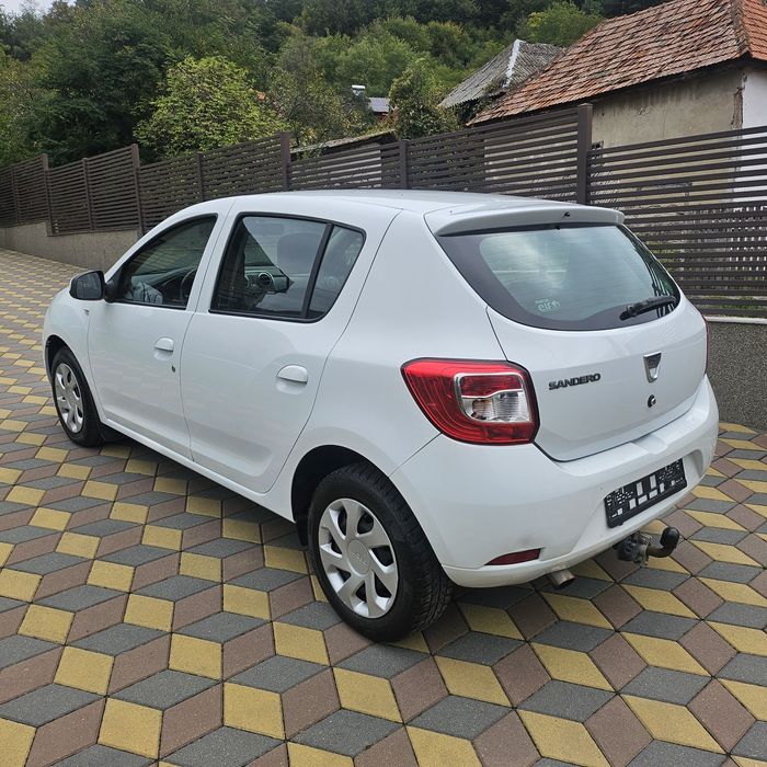 Vând Dacia Sandero