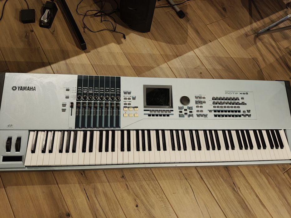 Yamaha motif Xs 8-Pian profesional - workstation