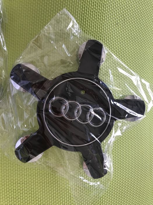 Capace centrale Audi tip gheara / stea - cod 4F0 601 165 / 8R0 601 165