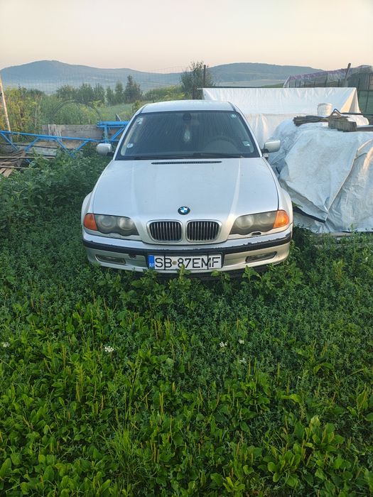 Bmw320 anul fabricației 2000