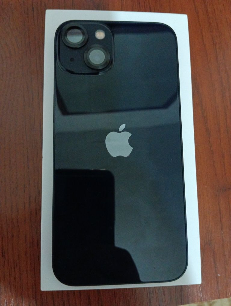 Продам Iphone 13 Midnight 128Gb