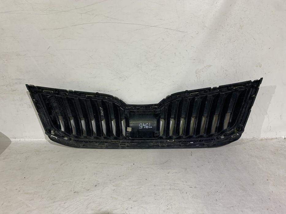 Grila radiator Skoda Octavia 3 facelift, 2017, 2018, 2019, 2020, cod origine OE 5E0853653C.