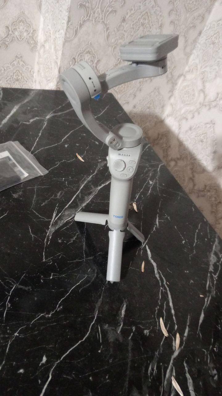 Gitara va stabilizator sotiladi xali pashte yangi 1 oy buldi olganimga