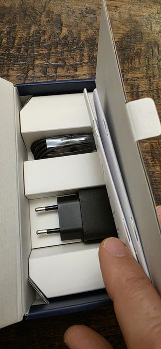 Чисто НОВ Телефон MOTOROLA G 04