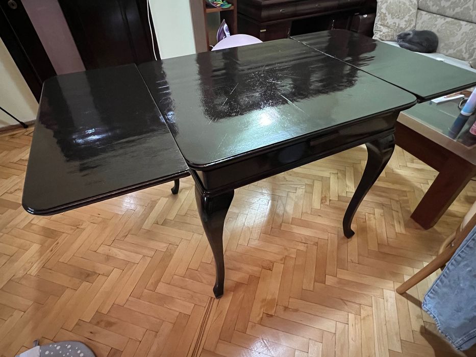 Masa antica lemn , plianta . renovat