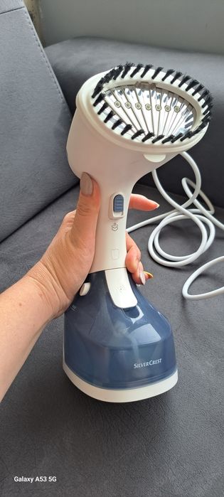 Уред за гладене с пара