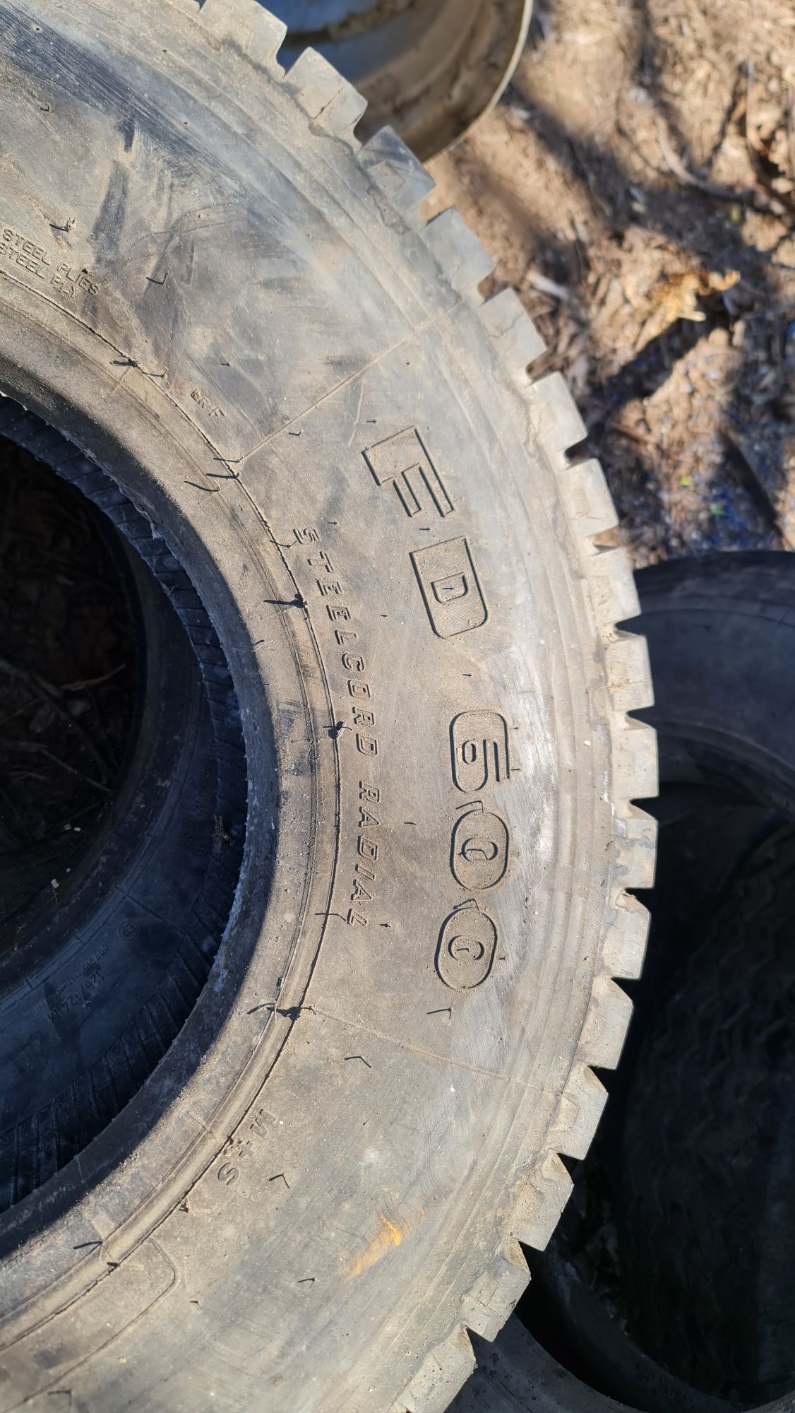 Тежкотоварни гуми  FIRESTONE FD 600  9.5R17.5
