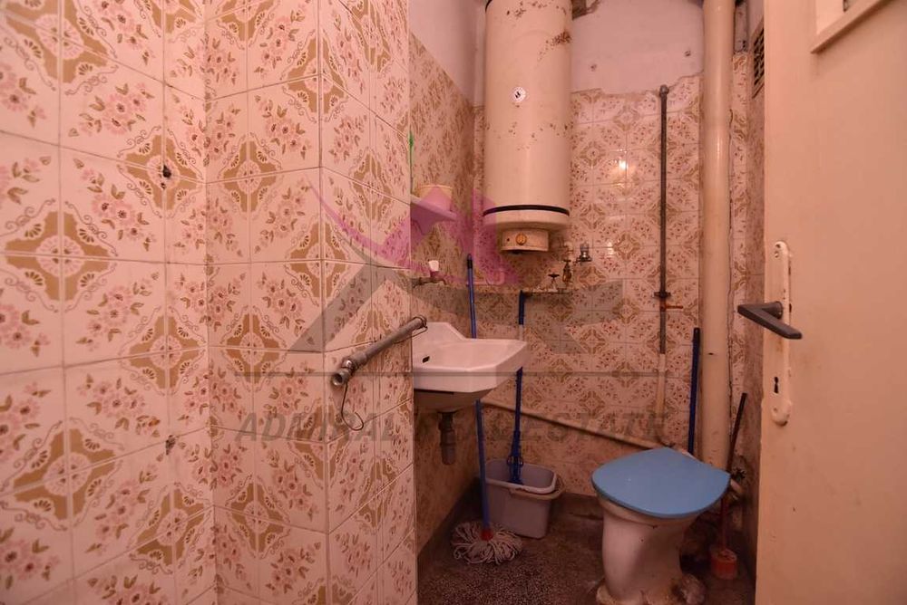 Продава се Двустаен апартамент в Варна, Център - 50 кв.м за 2060 €/кв.м - Снимка #4