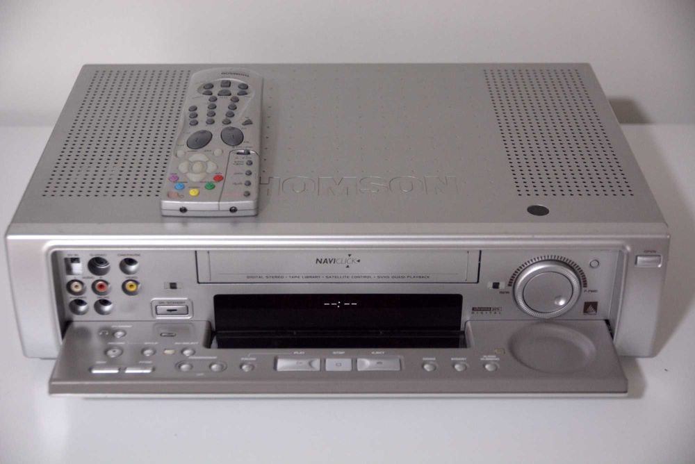Videorecorder,Video recorder D-VHS Thomnson.