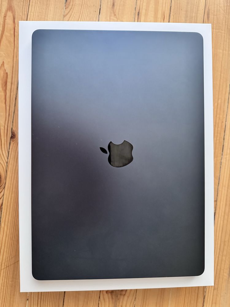 Macbook Air M4 24GB RAM 512GB SSD