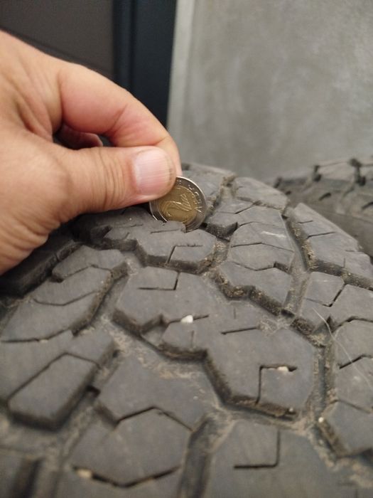 Гуми за СУВ -размер 255/60/18 - DOT23