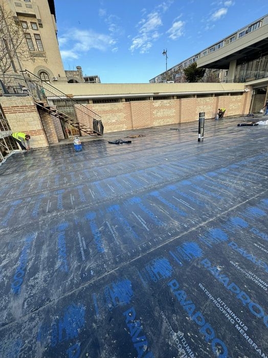 Hidroizolații  / terase  / izolații  / reparații acoperișuri