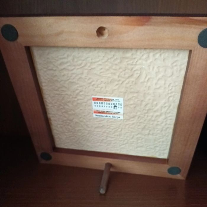 Reproducere pe ceramică ”Clăi de fân la Breb”, ramă lemn wenge
