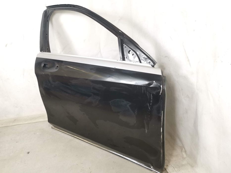 Дясна предна врата Мерцедес-Бенц С-Клас / Mercedes-Benz S-Class W222 [