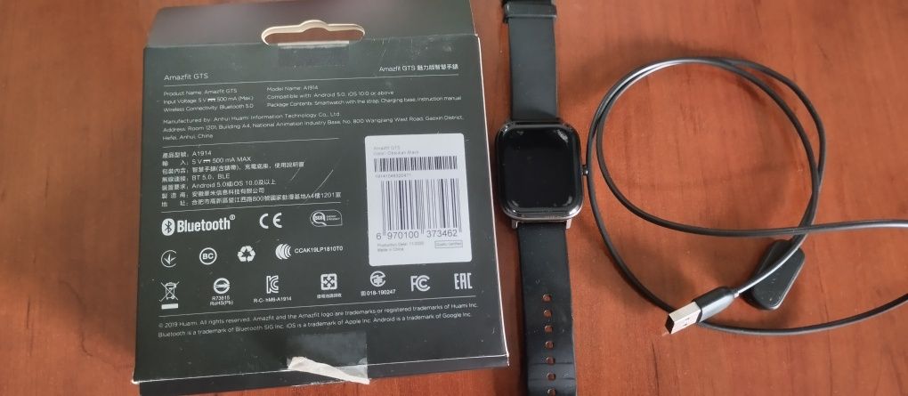 Часы- AMAZFIT. GTS  оригинал.