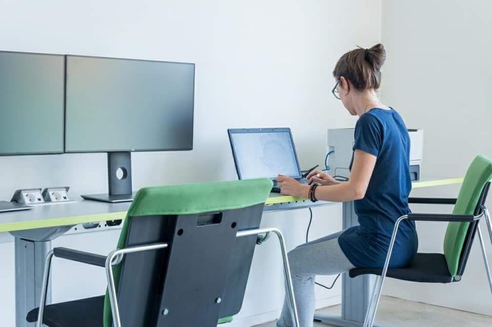 РАЗПРОДАЖБА / ЛИКВИДАЦИЯ на офис оборудване "ORT" - бюро бюра