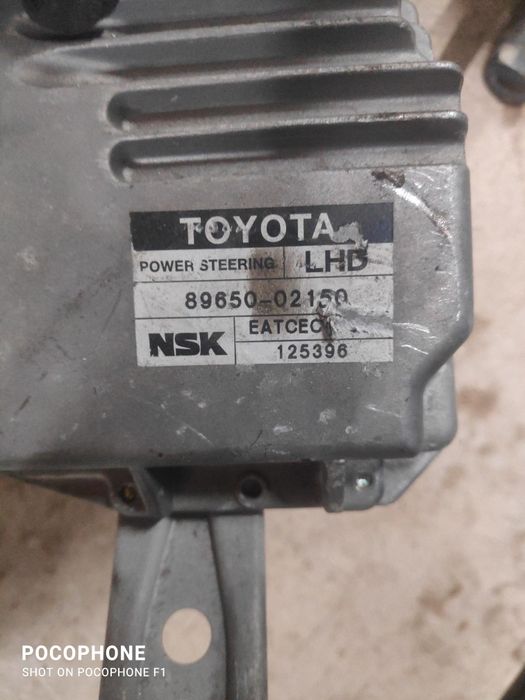 Ел Хидравлика/Кормилен прът Toyota Corolla/Тойота Корола 2004г.