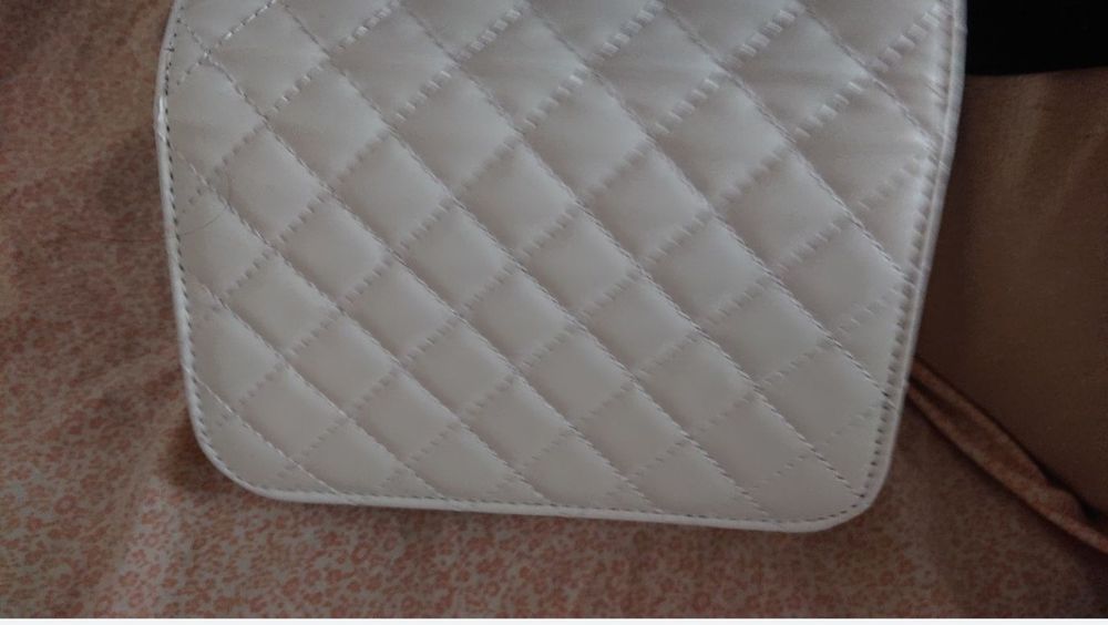 Geanta eleganta noua