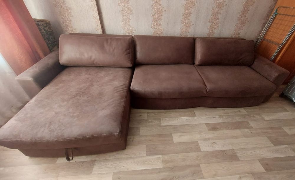 Продам шикарный диван