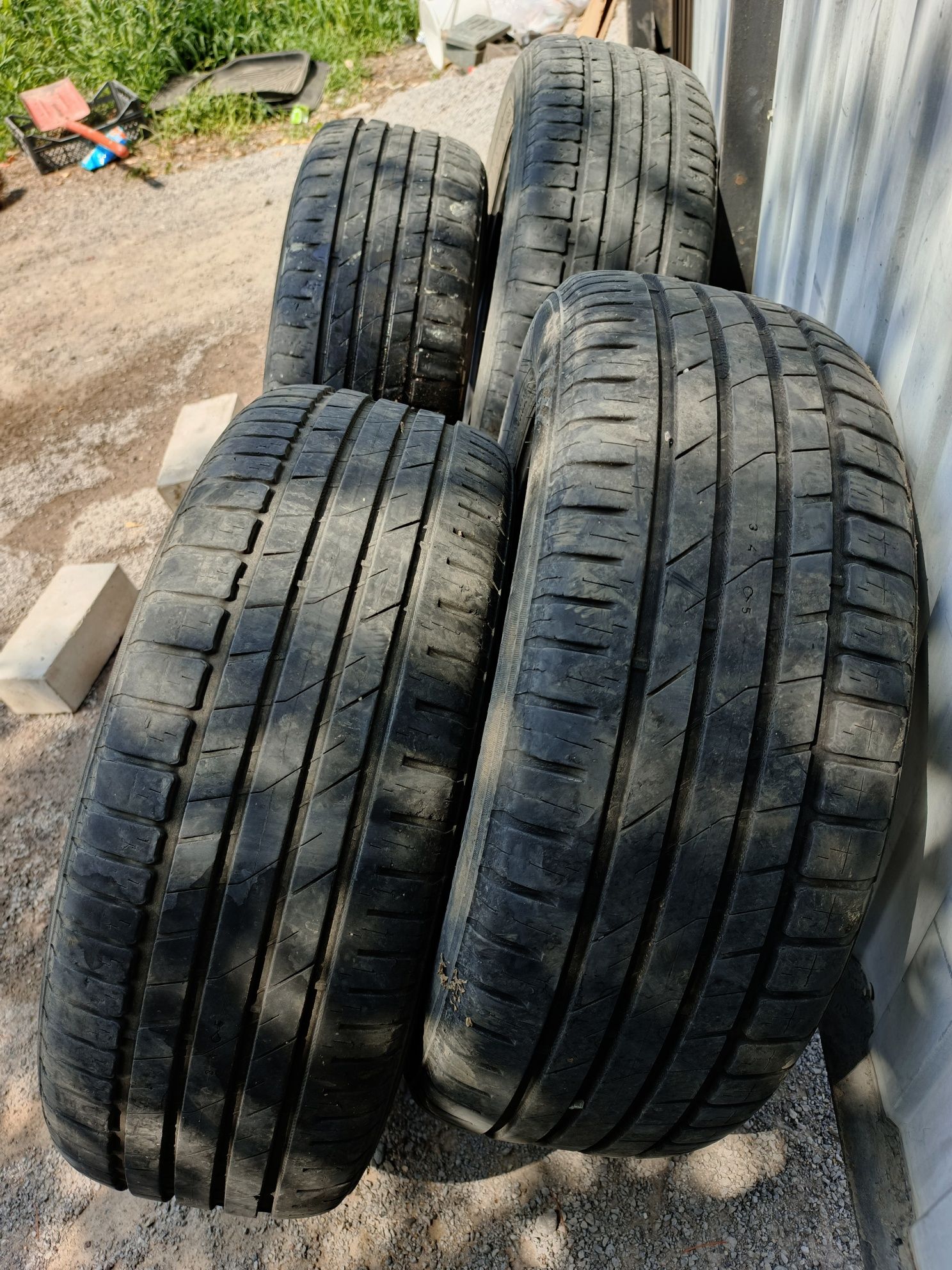 Комплект Летних шин R-16 205/60 Nokian