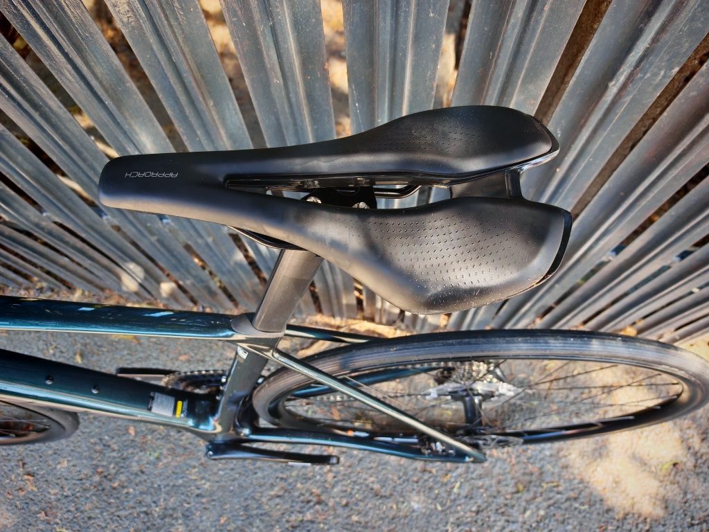 Bicicleta cursiera carbon Giant TCR ADVANCED 105 DI2 12V size M noua