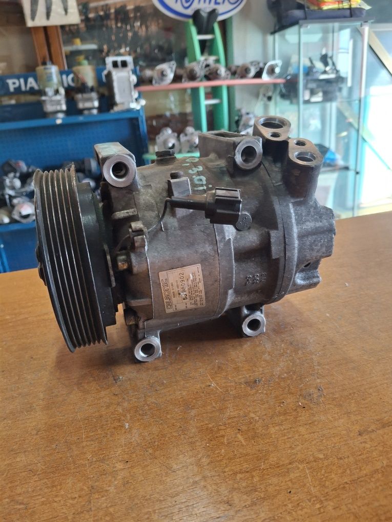 Compresor aer condiționat Nissan Maxima QX A32 A33 2.0 3.0 BENZINA