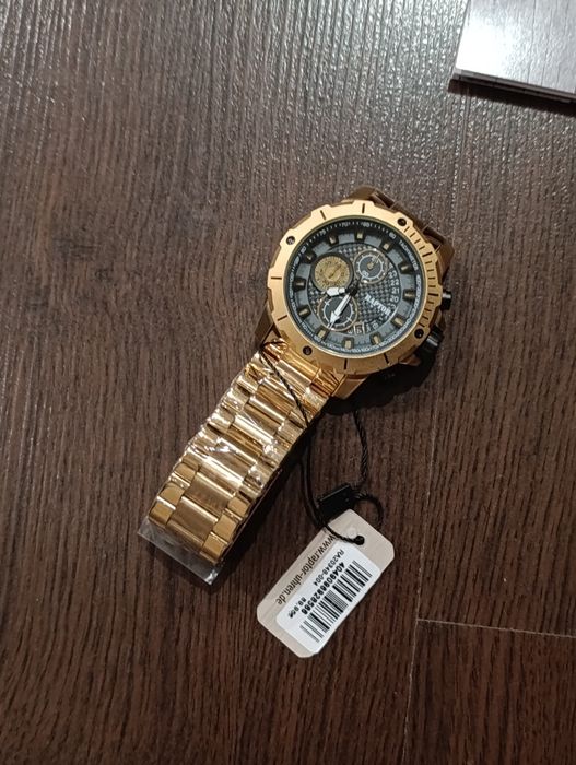 Ръчен часовник Raptor