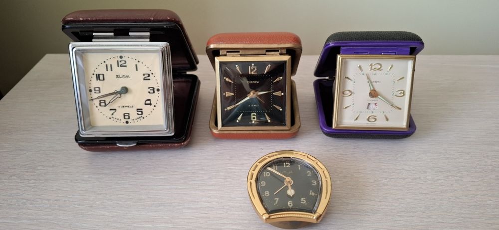 4 Ceasuri mecanice de voiaj