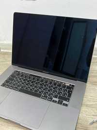 MacBook Pro 16' 2019 1TB