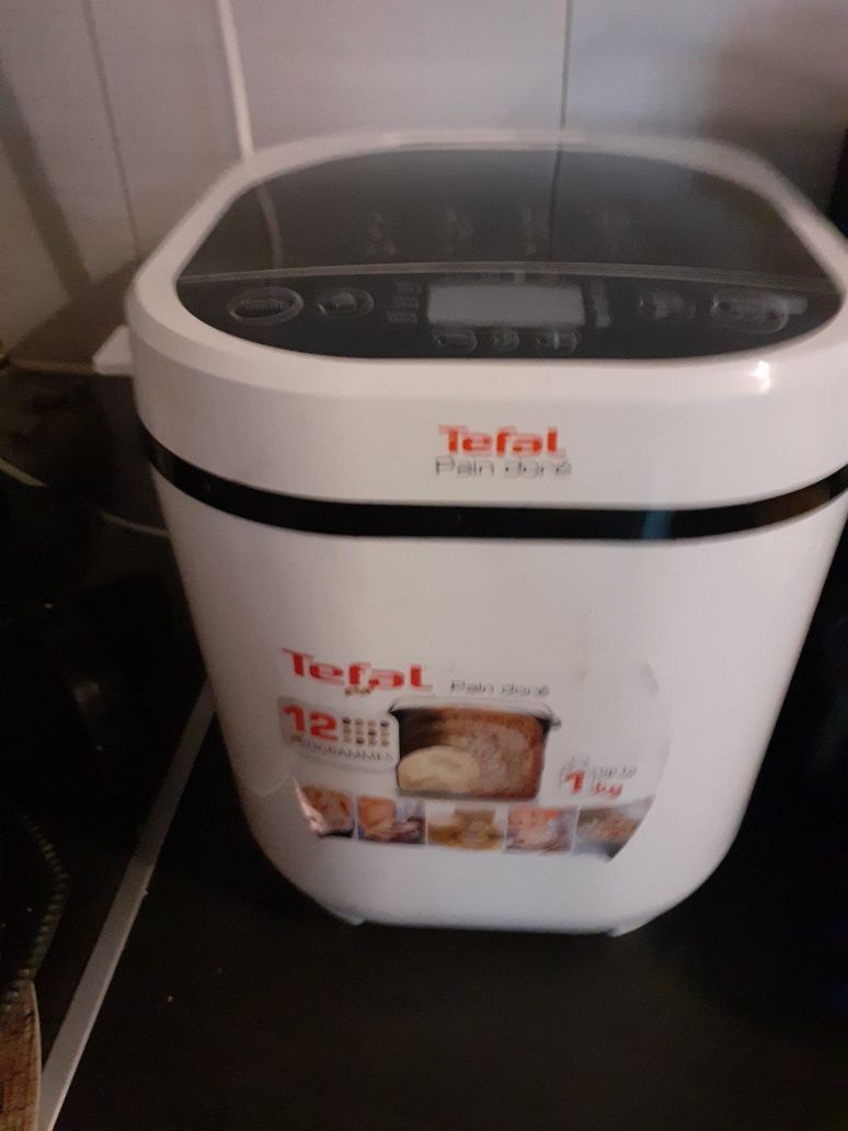 Masina de făcut pâine Tefal ca noua