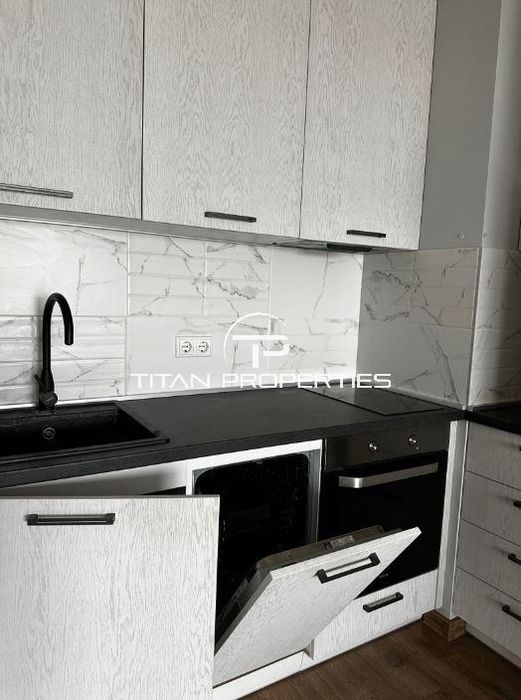 Дава се под наем Двустаен апартамент в Варна, Бриз - 60 кв.м за 750 € - Снимка #2