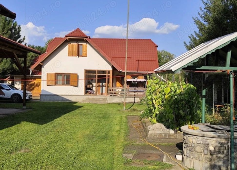 Breaza, casa stil tirolez, zona insorita