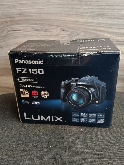 Lumix FZ150 made in Japan