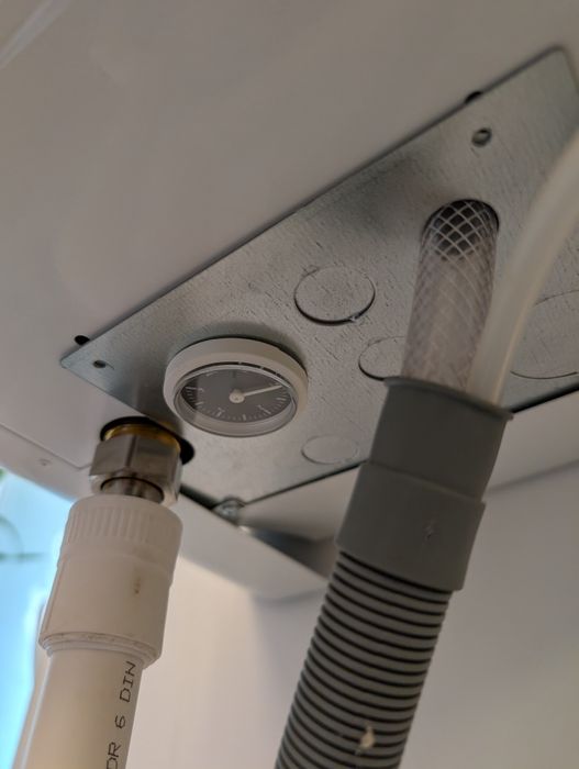 Centrala BOSCH tronic heat 3500 cu garanție