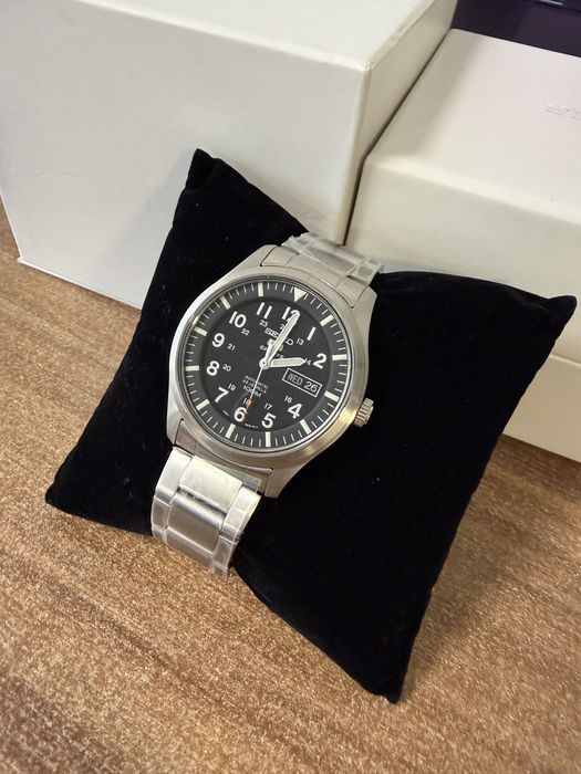 Seiko Ceas argintiu 5 Sports