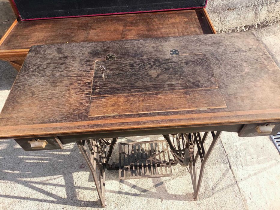 Mașina de cusut, marca Wertheim Frankfurth